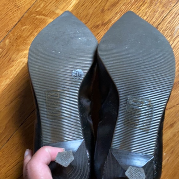 Brand new only worn to see if fit right! - Picture 3 of 3